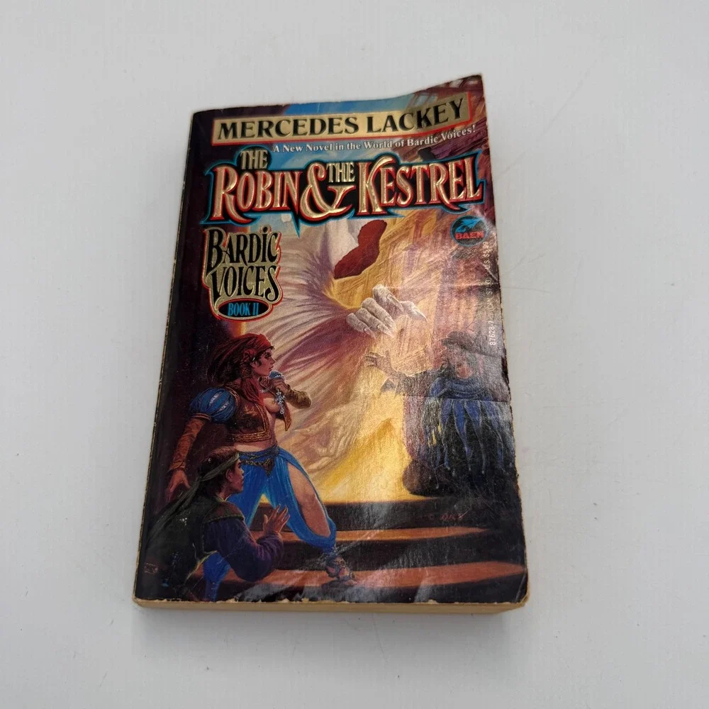The Robin & The Kestrel Mercedes Lackey Bardic Voices Book 2 Paperback 1994